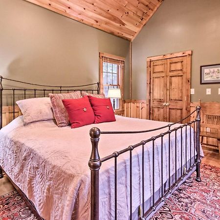 Creekside Berkeley Springs Cabin On 35 Acres! Dış mekan fotoğraf
