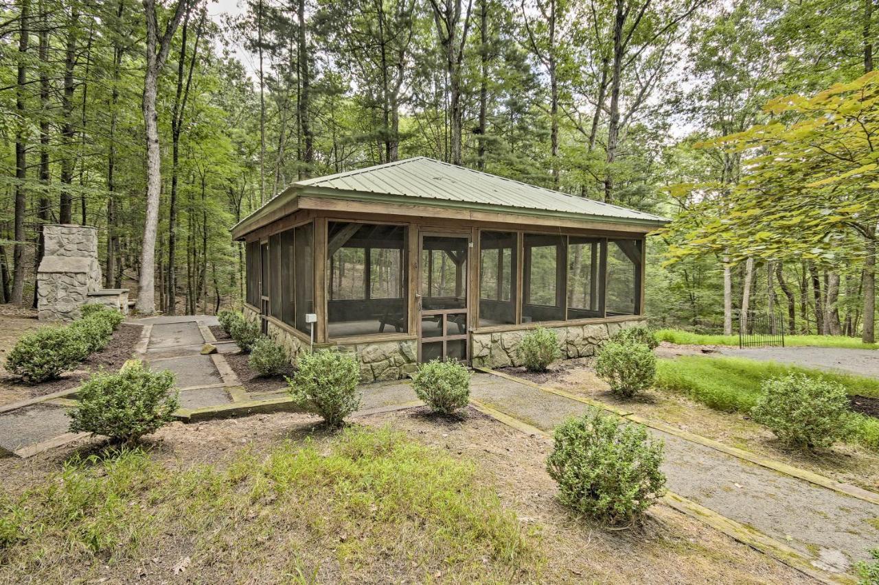 Creekside Berkeley Springs Cabin On 35 Acres! Dış mekan fotoğraf